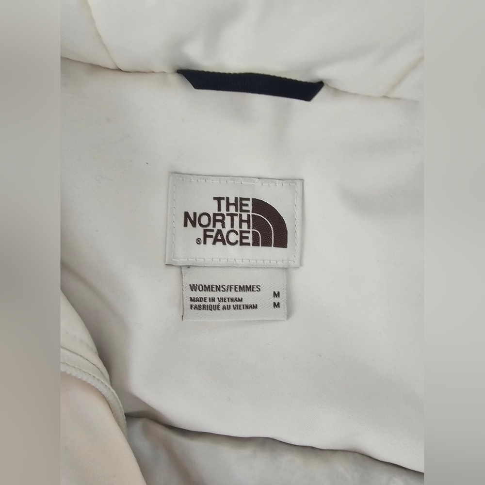The North Face heavy coat - Picture 7 of 7